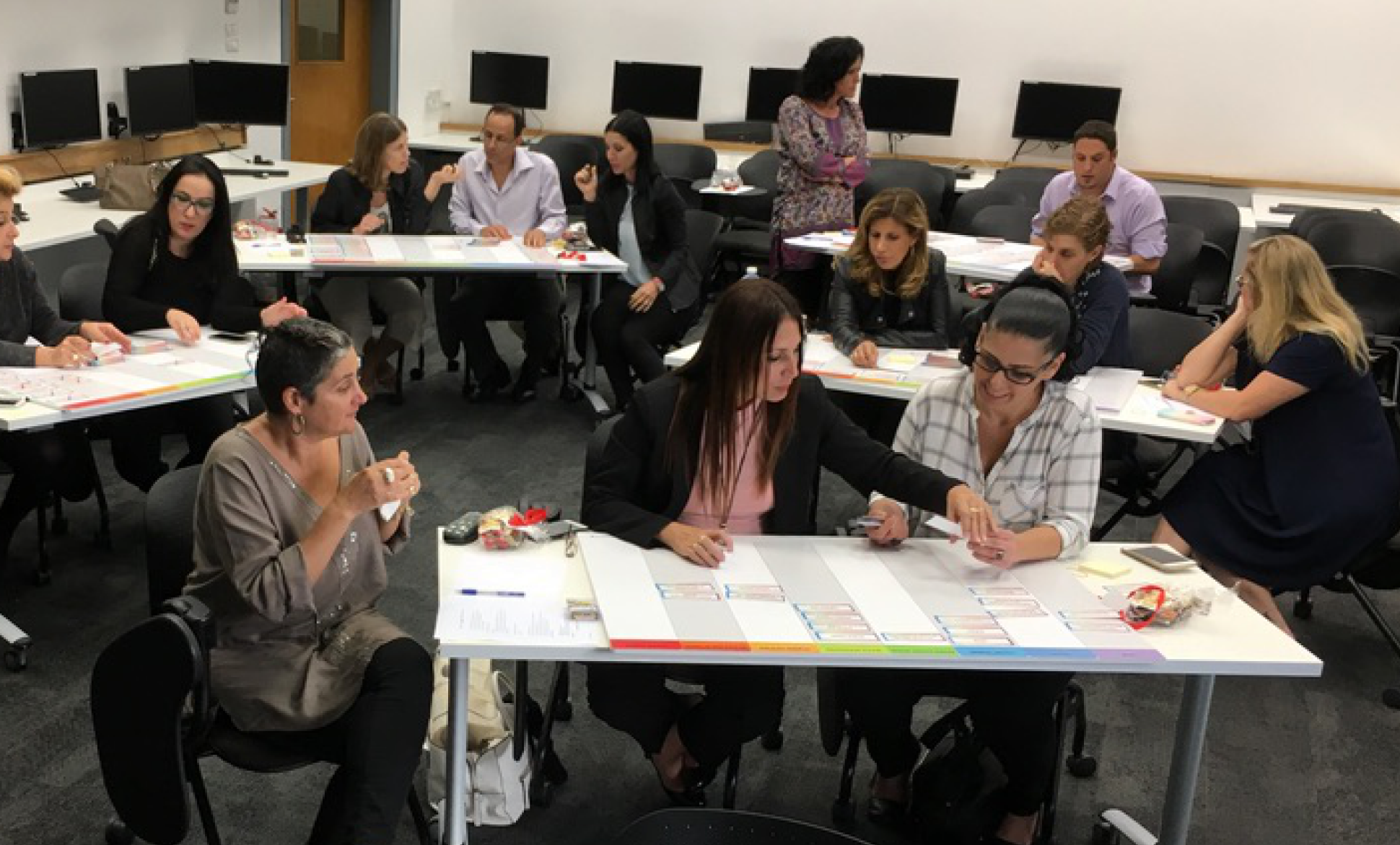 Research workshop with the product team around a table